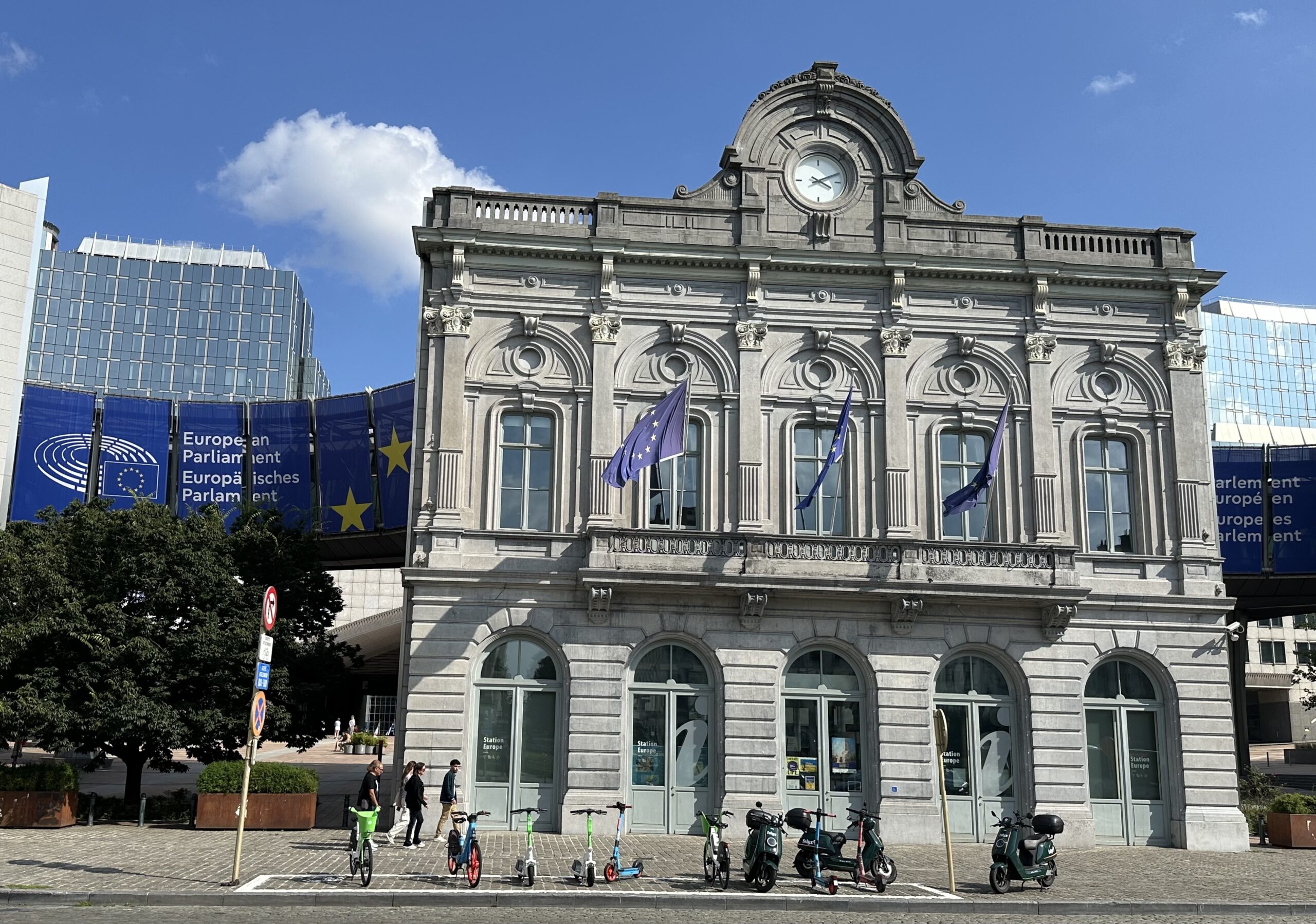 European Parliament - Station Europe